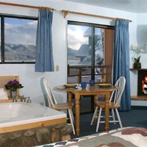 King Room Spa Bath Lake View